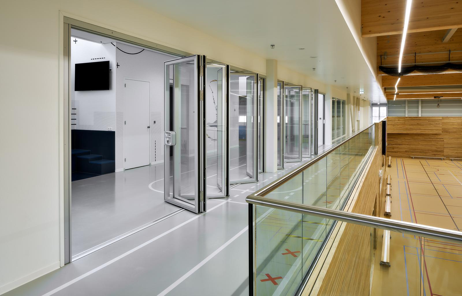 פנלים זכוכית באקוסטיקה בינונית - תמונה 1